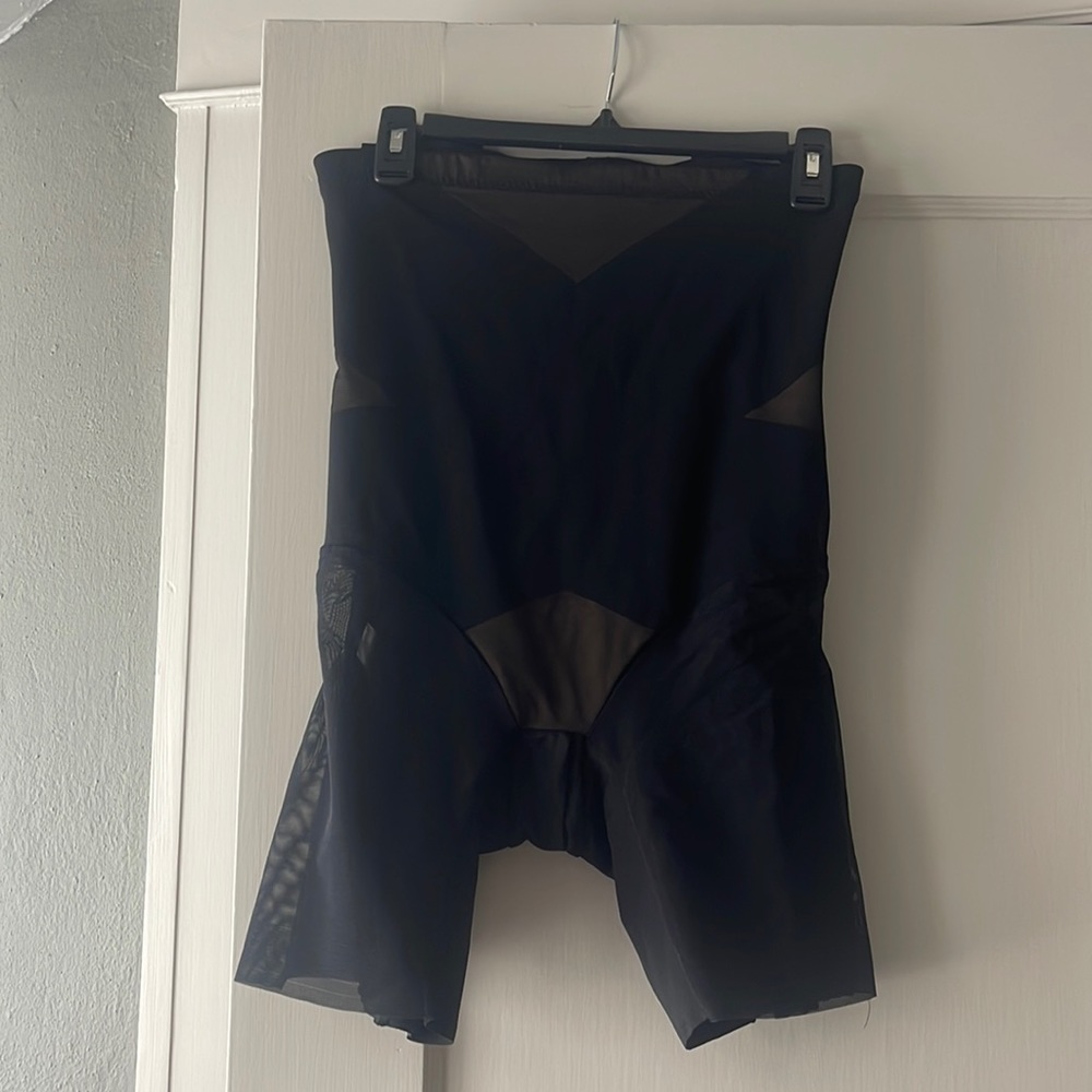 Honeylove Black High-Waist Shaping Shorts